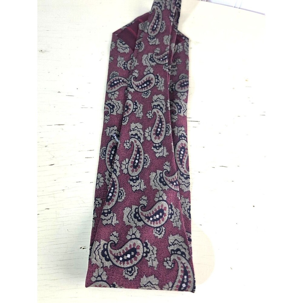 Giorgio Armani Cravatte Tie 100% Silk Red Paisley Made In Italy Mens Designer - Picture 3 of 11